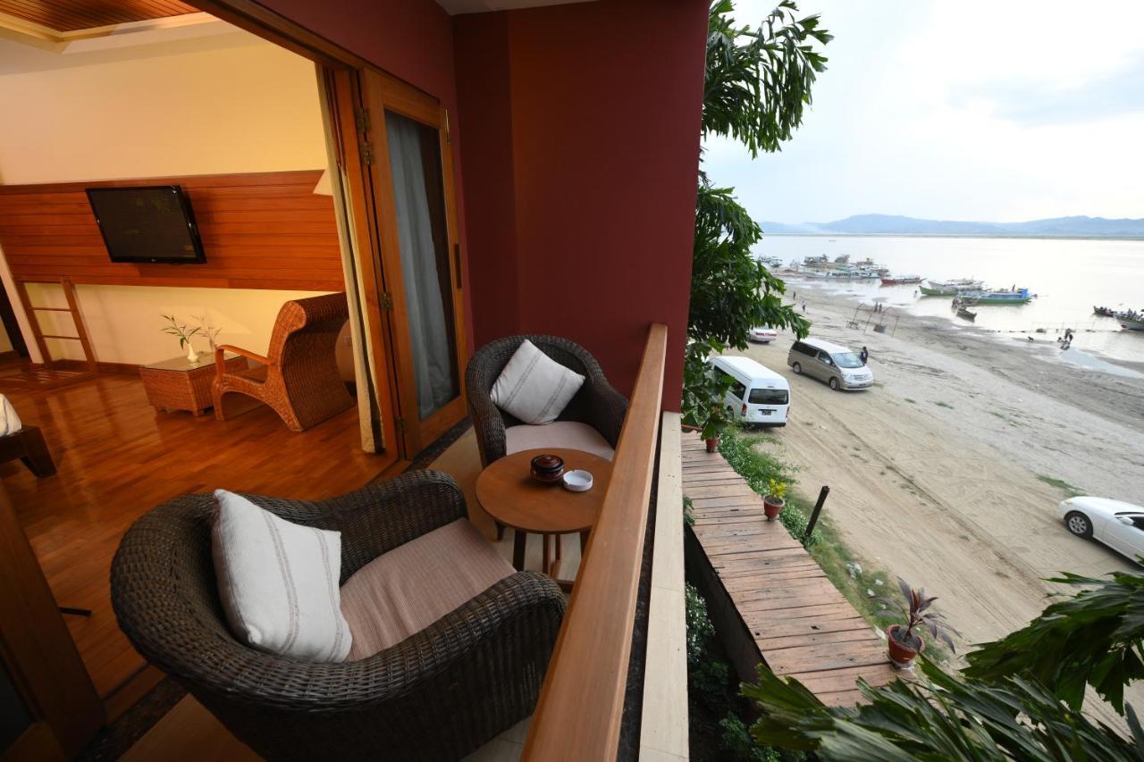 Aye Yar River View Resort Bagan Ngoại thất bức ảnh
