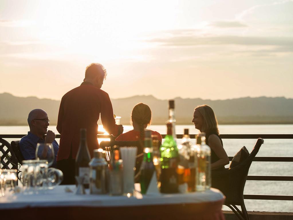 Aye Yar River View Resort Bagan Ngoại thất bức ảnh
