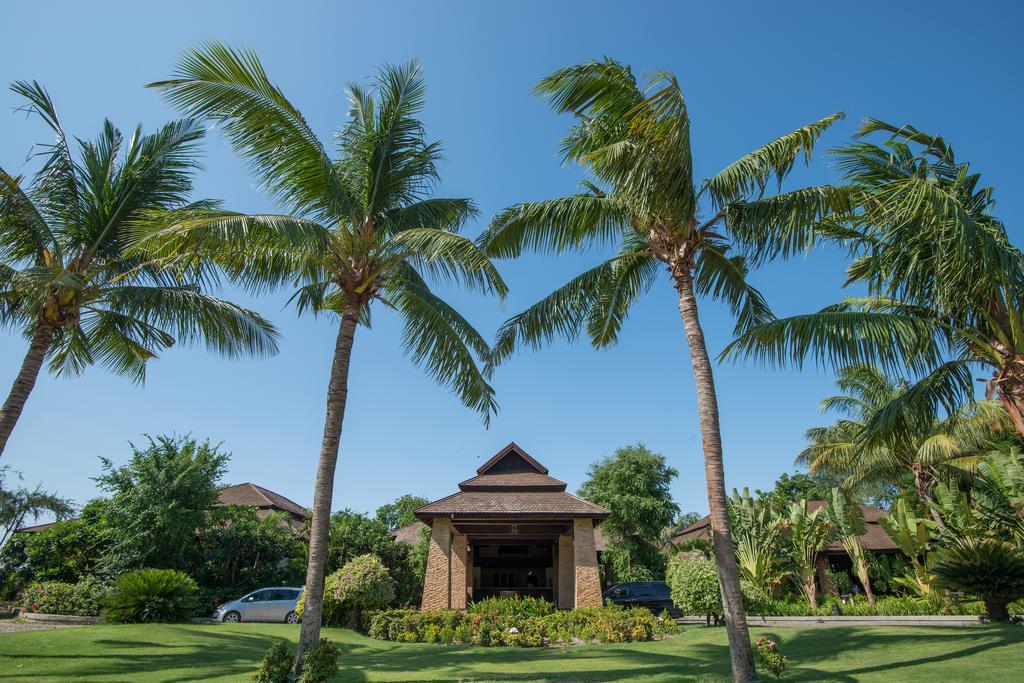 Aye Yar River View Resort Bagan Ngoại thất bức ảnh