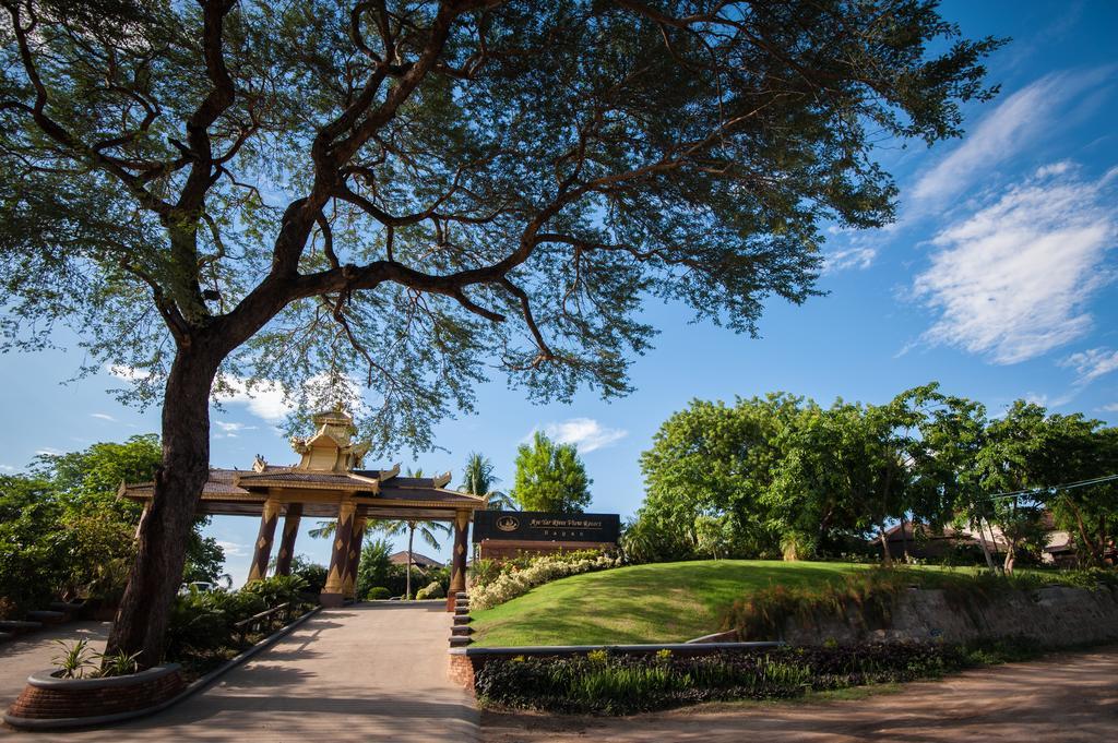 Aye Yar River View Resort Bagan Ngoại thất bức ảnh
