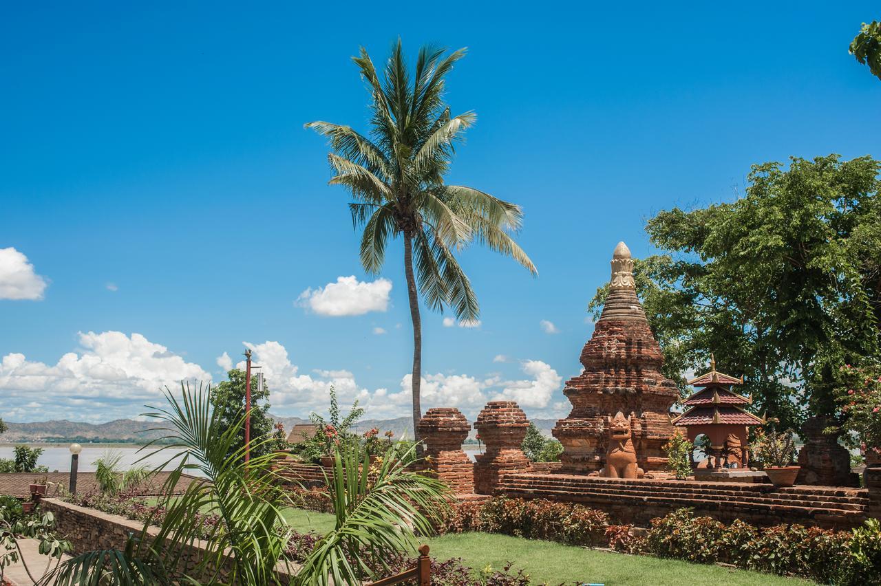 Aye Yar River View Resort Bagan Ngoại thất bức ảnh