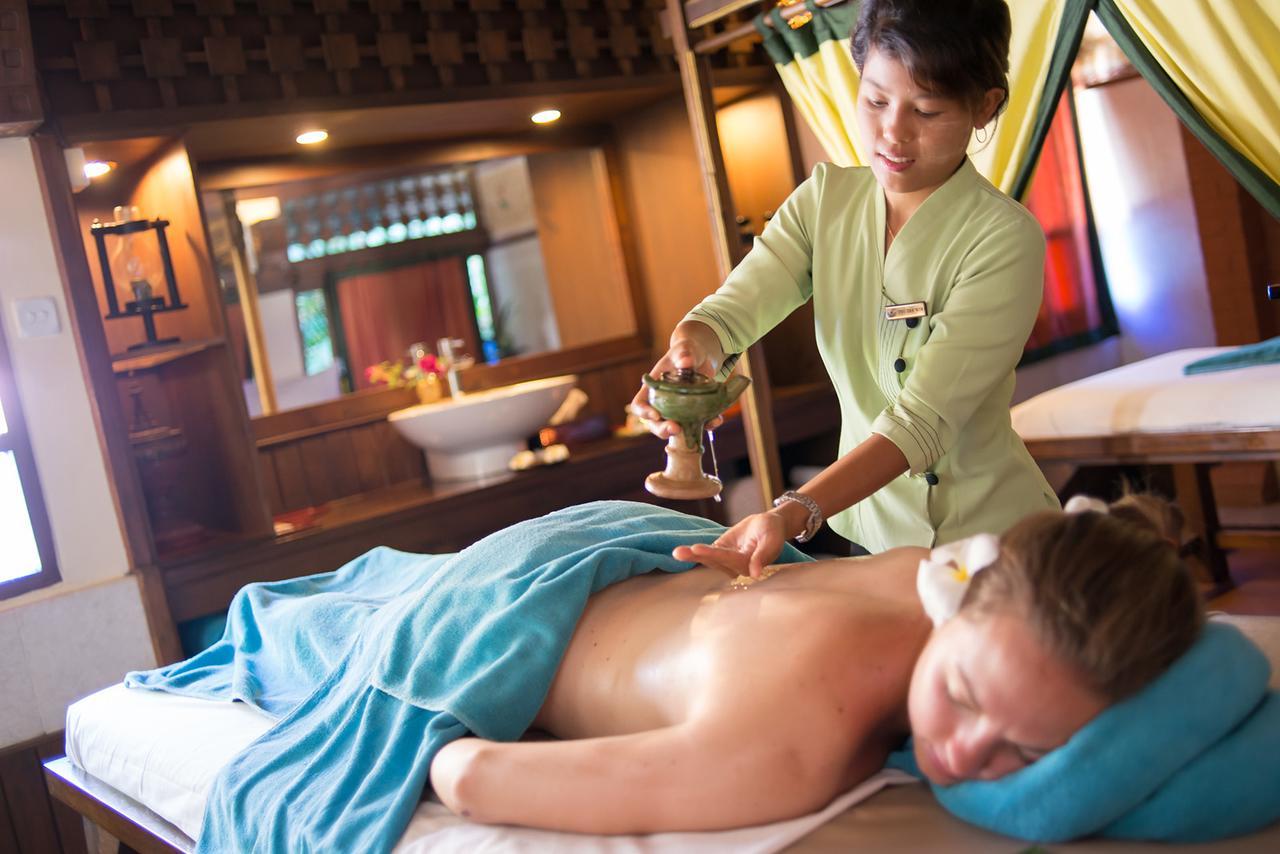 Aye Yar River View Resort Bagan Ngoại thất bức ảnh