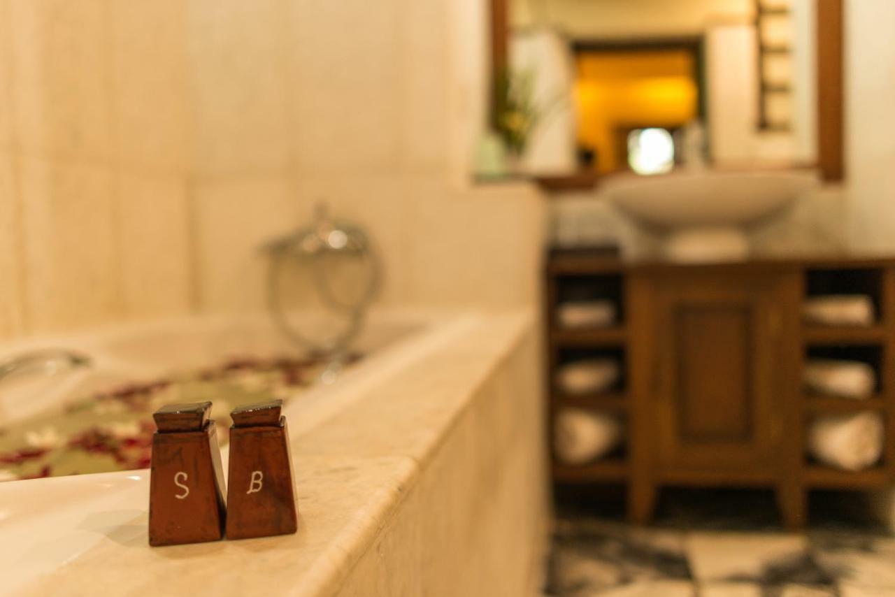 Aye Yar River View Resort Bagan Ngoại thất bức ảnh